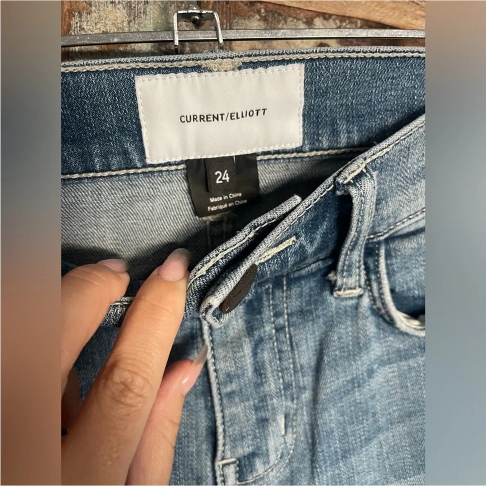 J46 Current/Elliot Jeans - Picture 3 of 4